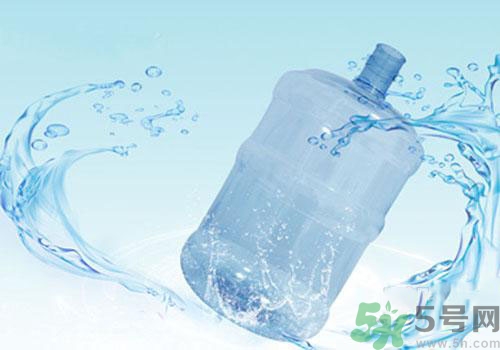 礦泉水和純凈水的區(qū)別是什么？礦泉水和純凈水哪個好？