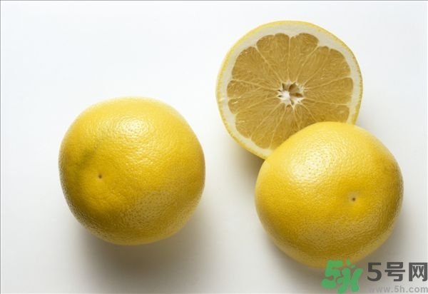 柚子是熱性的嗎？吃柚子要注意什么？