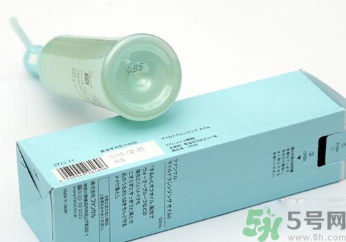 卸妝油怎么用？卸妝油的正確使用方法