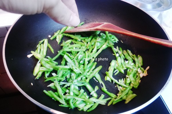 豆角隔夜還能吃嗎？隔夜的豆角能吃嗎？