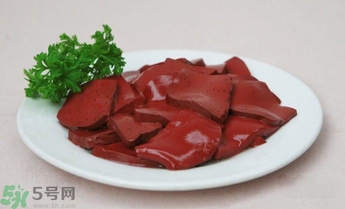 做完手術(shù)可以吃豬血嗎？手術(shù)后可以吃豬血嗎？