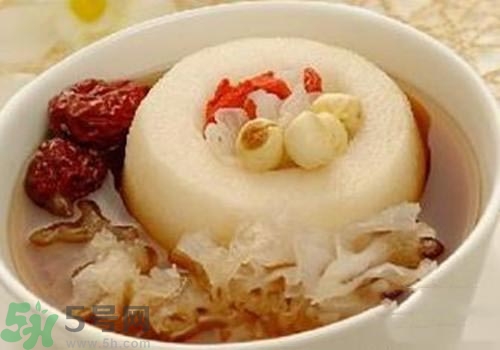 冰糖雪梨的熱量是多少？喝冰糖雪梨會胖嗎？