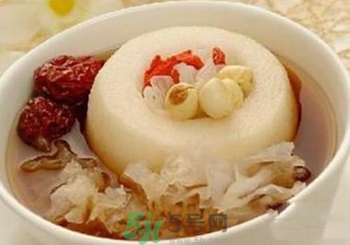 冰糖雪梨要去核嗎？燉冰糖雪梨要去核嗎？