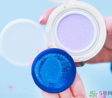 悅詩風(fēng)吟瑩潤調(diào)色氣墊隔離霜怎么用？悅詩風(fēng)吟瑩潤調(diào)色氣墊隔離霜使用方法