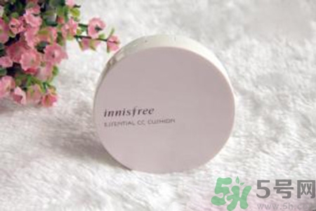 悅詩風(fēng)吟瑩潤調(diào)色氣墊隔離霜怎么用？悅詩風(fēng)吟瑩潤調(diào)色氣墊隔離霜使用方法