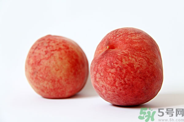 桃子裂口是什么原因？表面有裂口的桃子能吃嗎？