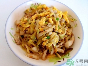 如何自制榨菜？新鮮榨菜怎么吃？