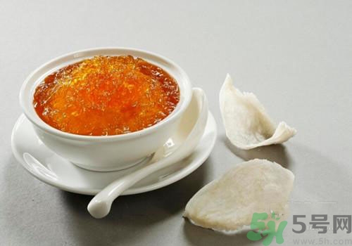 燕窩是燕子的窩嗎？燕窩是什么東西？
