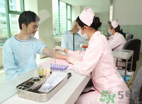 獻(xiàn)血后可以洗澡嗎？抽血后可以洗澡嗎？