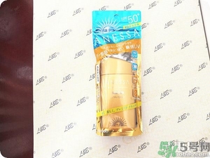 安耐曬為什么那么??？安耐曬是水狀液體的嗎？