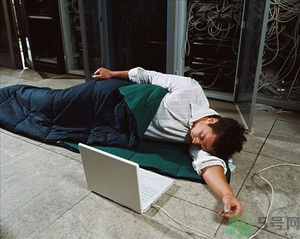 睡眠不規(guī)律如何調整？睡眠不規(guī)律會胖嗎？