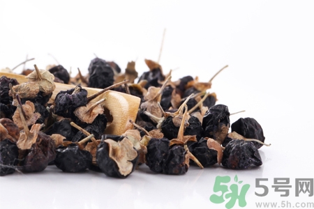 黑枸杞小孩可以吃嗎？黑枸杞小孩吃有什么好處？