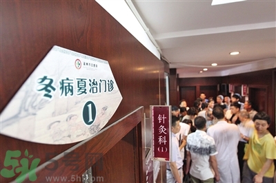 經(jīng)期可以貼三伏貼嗎？來(lái)月經(jīng)可以貼三伏貼嗎？