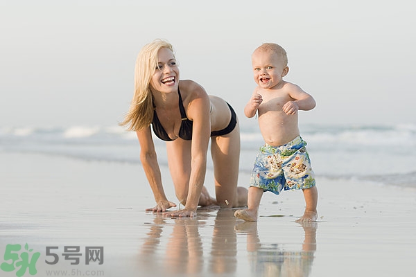 游泳對(duì)嬰兒有什么好處？游泳對(duì)寶寶有什么好處？
