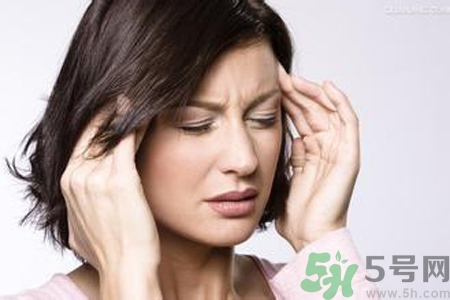 女人濕氣重的癥狀有哪些？女人濕氣重有什么表現(xiàn)？