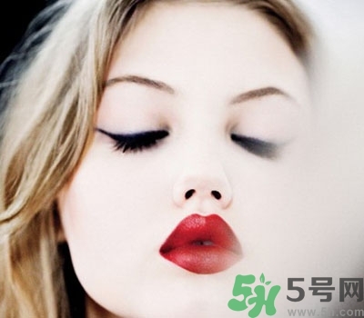 口紅哪個(gè)牌子好？口紅怎么涂好看？