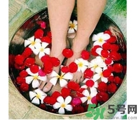 夏天泡腳好嗎？夏天用什么泡腳最好？