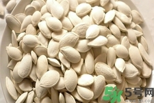吃南瓜子的好處？吃南瓜子的壞處？