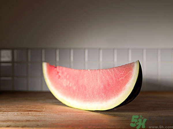 西瓜沒熟透可以吃嗎？西瓜不好吃怎么做好吃？