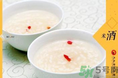 米酒有黑點(diǎn)是怎么回事？米酒有黑點(diǎn)能喝嗎？