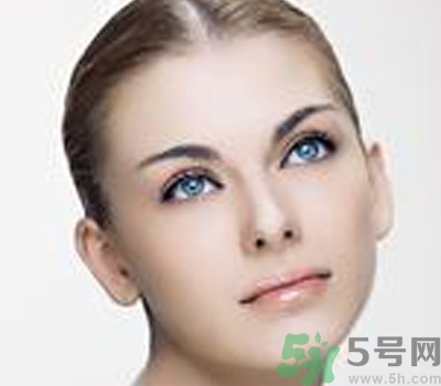 女生多大可以敷面膜？20歲左右的女生適合用什么面膜？