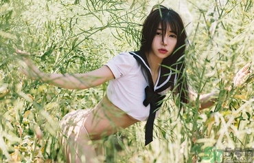 16歲女生乳房發(fā)育圖片？16歲女生還能長高么？