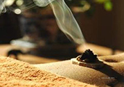蕁麻疹可以艾灸嗎？蕁麻疹艾灸哪個(gè)穴位？
