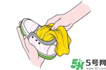 運動鞋怎么清洗？如何清洗運動鞋？