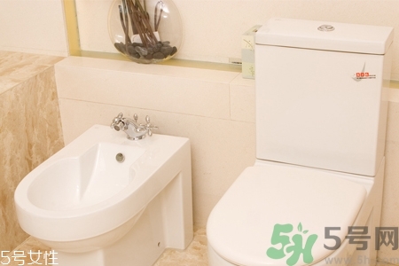 馬桶漏水的原因？馬桶漏水如何修理？