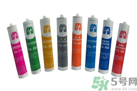 膠可以用什么洗掉？膠水怎么處理干凈？