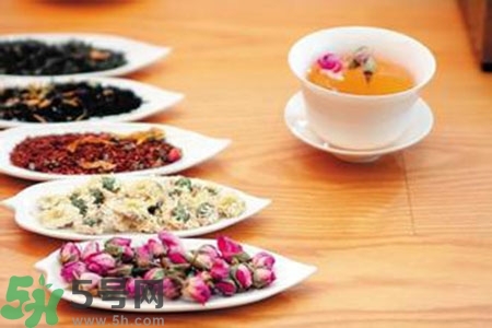女性秋季養(yǎng)生喝什么茶？適合女性秋季飲用的茶品推薦