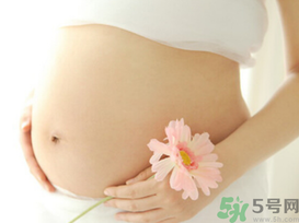 月子里怎么去妊娠紋？月子里吃什么可以去妊娠紋？