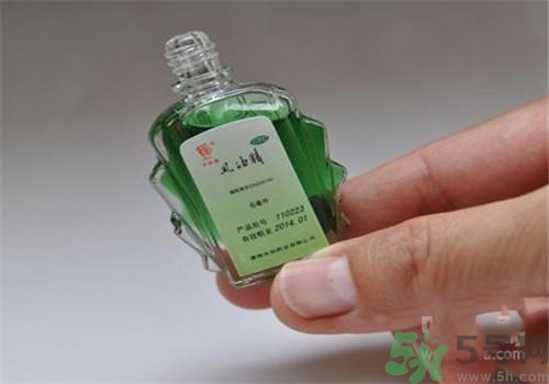 寶寶可以用風(fēng)油精嗎？寶寶用風(fēng)油精好嗎？