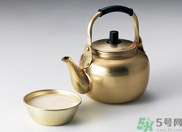 喝糯米酒能豐胸嗎？喝米酒能護(hù)膚嗎？