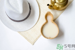 喝糯米酒能豐胸嗎？喝米酒能護(hù)膚嗎？