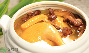 產(chǎn)后喝雞湯有什么好處？產(chǎn)后雞湯做法推薦