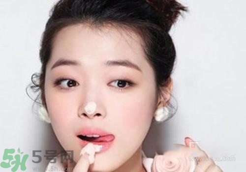 秋天嘴唇干燥怎么辦？秋天嘴唇干燥吃什么？