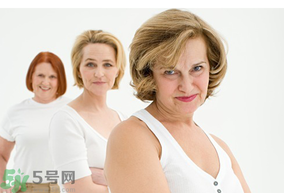 女人絕經(jīng)后怎么過性生活？女人絕經(jīng)后可以過性生活嗎？