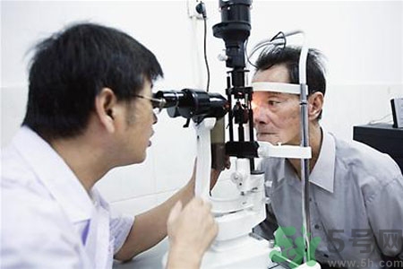 青光眼的發(fā)病因素是什么？青光眼的并發(fā)癥有哪些？