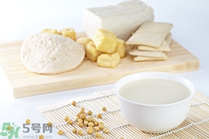 早上喝豆奶好嗎？晚上喝豆奶好嗎？