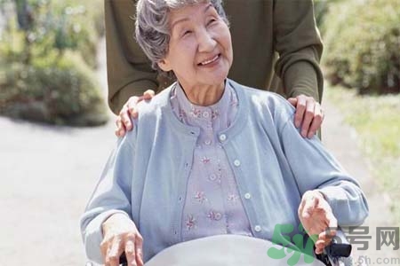 帕金森的易發(fā)人群有哪些？如何預(yù)防帕金森？