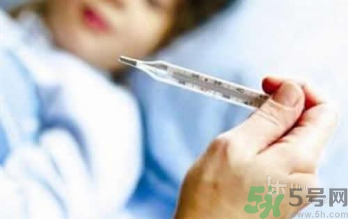 寶寶發(fā)燒多少度要吃退燒藥？寶寶發(fā)燒退燒藥多久吃一次？