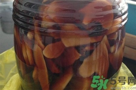 每天吃三片醋泡姜有什么好處？生姜泡醋的作用有哪些？