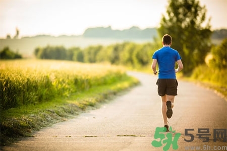 大量排汗真的可以抗癌嗎？運動可以防癌嗎？