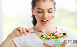 秋季如何保養(yǎng)腸胃？秋季吃什么對腸胃好？