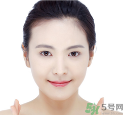 秋季用什么護(hù)膚品好？秋季護(hù)膚注意事項(xiàng)