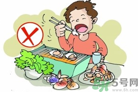 急性腸胃炎的癥狀有哪些？急性腸胃炎需注意什么問(wèn)題？