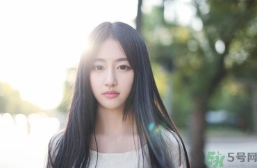 17歲女生下面很癢是為什么？高中女生下面很癢是怎么回事？