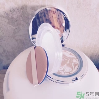 age20s粉底霜怎么用？愛紀(jì)二十粉底霜使用方法