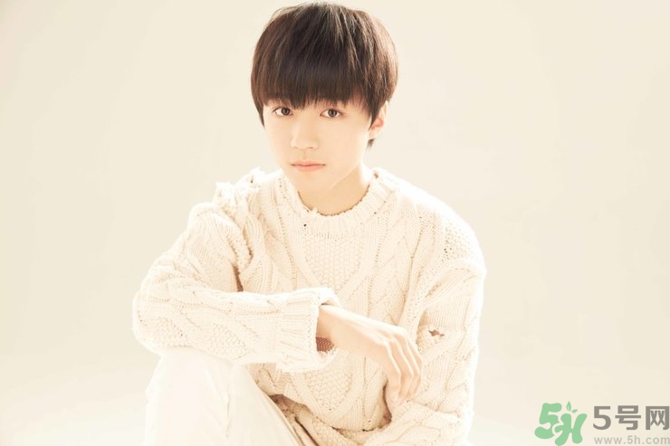 19歲男生身高體重標(biāo)準(zhǔn)是多少？19歲女生的標(biāo)準(zhǔn)身高體重是多少？